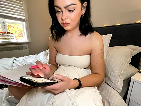 FrancescaXO online show from 11/03/25, 02:40