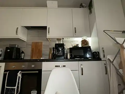 FrancescaXO online show from 03/27/26, 07:47