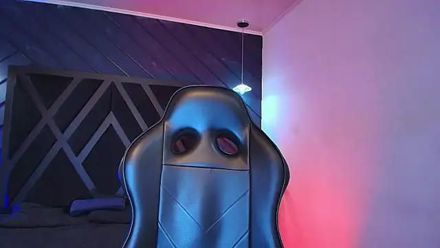 zoe martins  online show from 04/10/26, 05:17