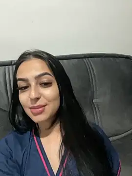 Snapshot of jujuarantes__2025 chatting on 09/26/25, 02:15 jujuarantes 2025 online show from 09/26/25, 02:15