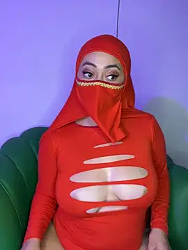 Aisha Malek online show from 10/28/25, 08:00