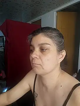 queemking online show from 01/12/26, 09:42