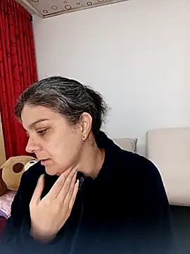 queemking online show from 03/12/26, 07:53