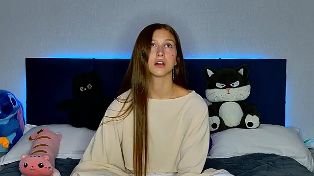 MissEmilyMiller online show from 03/23/26, 07:07