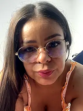 Snapshot of sweet_shadil_ chatting on 09/24/25, 03:10 sweet shadil online show from 09/24/25, 03:10