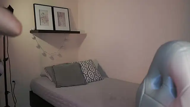 isabella-garcia- online show from 03/05/26, 01:56