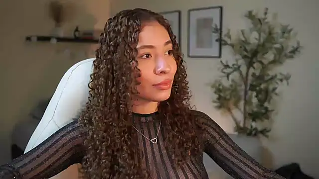 isabella-garcia- online show from 03/27/26, 09:03