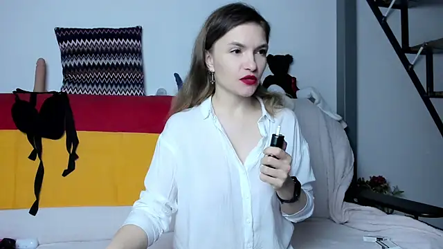 Katherine Twilight online show from 02/07/25, 03:19