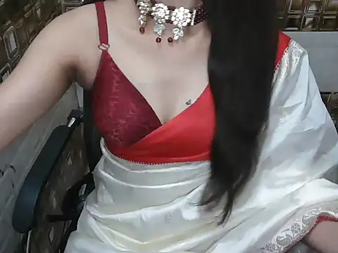 lovepihuu online show from 03/17/26, 05:44