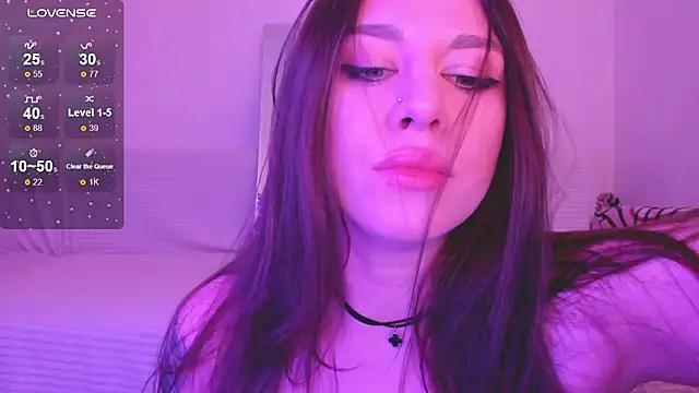 Snapshot of Lil_Foxy9 chatting on 12/02/25, 04:02 Lil Foxy9 online show from 12/02/25, 04:02