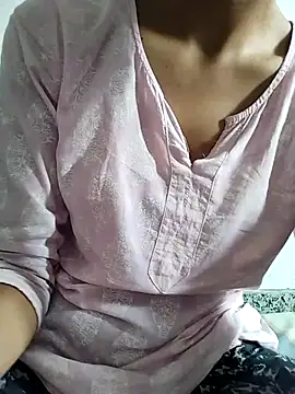 Snapshot of Sx-Maniya chatting on 07/06/26, 08:22 Sx-Maniya online show from 07/06/26, 08:22