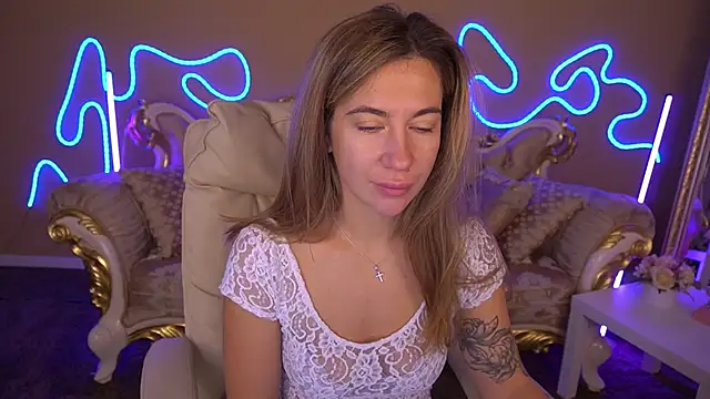 KateShanny online show from 10/13/25, 05:51