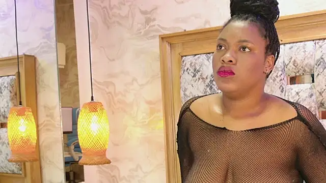 ZOLEY WATSON online show from 09/27/25, 03:00