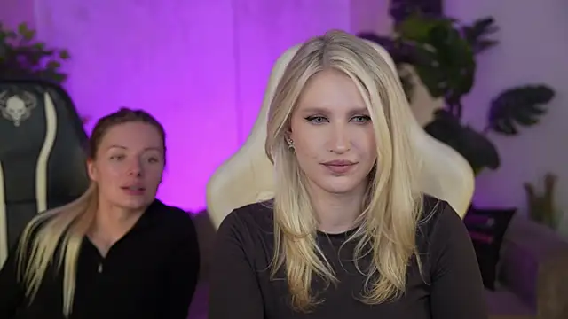 Snapshot of Scarlett_Sweet054 chatting on 10/02/25, 02:24 Scarlett Sweet054 online show from 10/02/25, 02:24