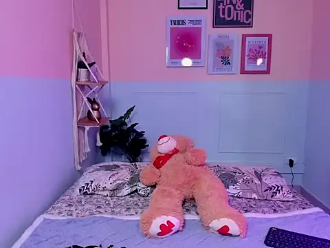 Camila Rivers online show from 11/05/25, 12:05