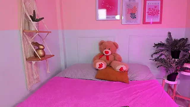 Camila Rivers online show from 03/17/26, 04:17