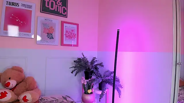 Camila Rivers online show from 03/28/26, 04:34