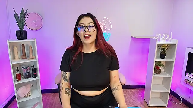 Snapshot of Aphriil__ chatting on 09/14/25, 11:42 Aphriil online show from 09/14/25, 11:42