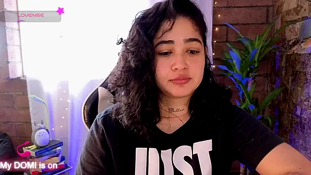 Snapshot of _kat_1995 chatting on 09/14/25, 07:02 kat 1995 online show from 09/14/25, 07:02