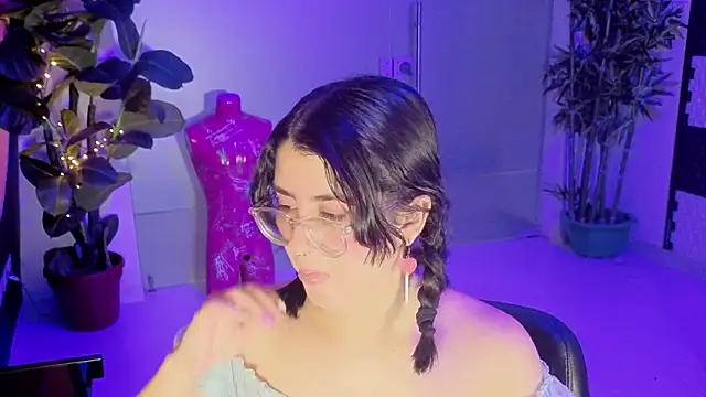 LiLLiAnderson online show from 02/09/26, 11:47