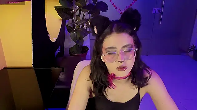 LiLLiAnderson online show from 03/17/26, 11:57