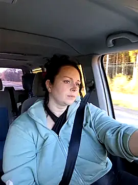 Snapshot of Chrissy_Christal chatting on 10/11/25, 01:42 Chrissy Christal online show from 10/11/25, 01:42