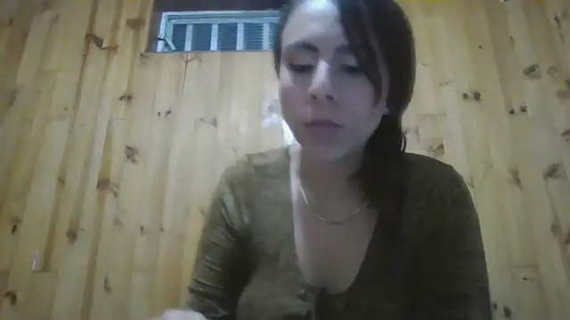 Snapshot of Roselingalvis13 chatting on 09/25/25, 02:48 Roselingalvis13 online show from 09/25/25, 02:48