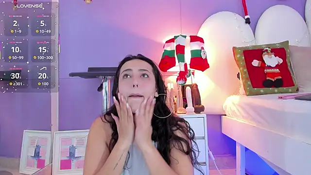 my aleja  online show from 12/03/25, 01:09