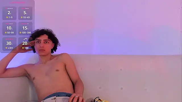 juliie star online show from 10/31/25, 03:29