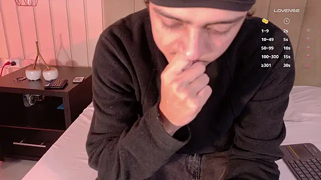 juliie star online show from 02/21/26, 03:40