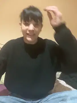 Snapshot of SarettaB90 chatting on 03/04/26, 12:49 SarettaB90 online show from 03/04/26, 12:49