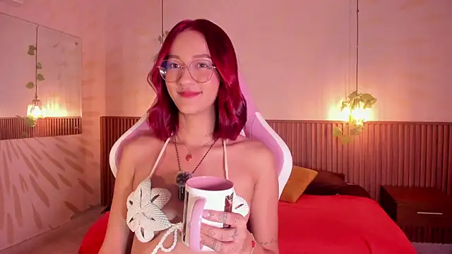 daphne courtis online show from 01/14/26, 03:12