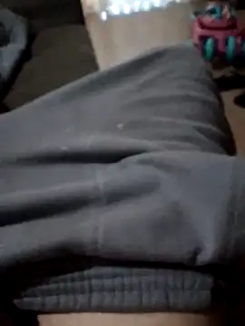 Snapshot of pauzaogrande1 chatting on 10/04/25, 09:02 pauzaogrande1 online show from 10/04/25, 09:02