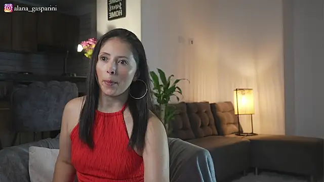 alana gasparini online show from 11/28/25, 02:25