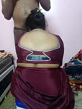 Snapshot of dhanshri143 chatting on 04/30/26, 05:36 dhanshri143 online show from 04/30/26, 05:36