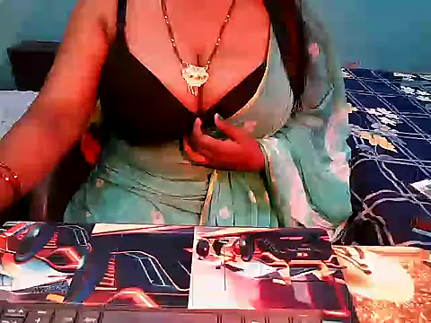 PREETI BABY online show from 05/18/26, 07:03