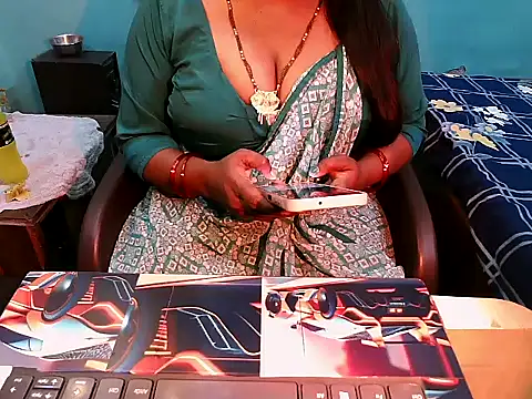 PREETI BABY online show from 05/19/26, 05:36