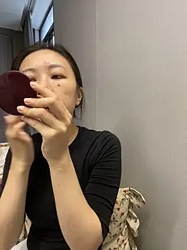 Snapshot of haiyan125216 chatting on 09/27/25, 07:13 haiyan125216 online show from 09/27/25, 07:13