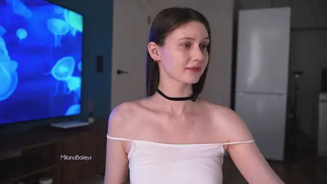 milanabaileys  online show from 09/30/25, 01:16