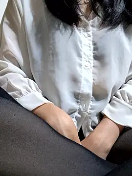 Snapshot of Maria2299 chatting on 02/25/26, 07:29 Maria2299 online show from 02/25/26, 07:29