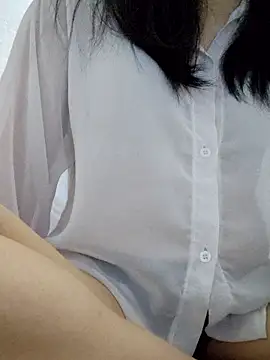 Snapshot of Maria2299 chatting on 04/29/26, 03:27 Maria2299 online show from 04/29/26, 03:27