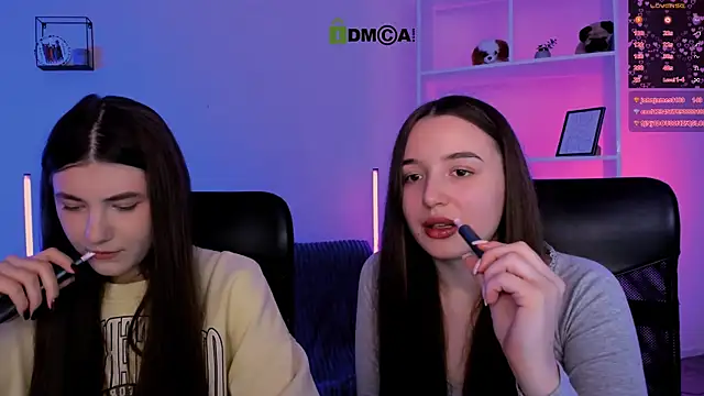 Snapshot of lissa_night chatting on 12/02/25, 12:32 lissa night online show from 12/02/25, 12:32