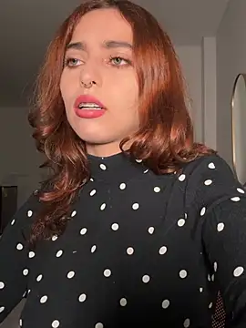 imhelena online show from 01/12/26, 11:10