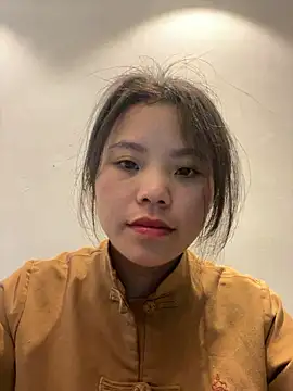 Snapshot of Bella_7777 chatting on 10/02/25, 08:10 Bella 7777 online show from 10/02/25, 08:10