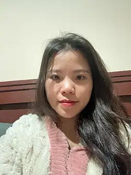 Snapshot of Bella_7777 chatting on 01/09/26, 01:36 Bella 7777 online show from 01/09/26, 01:36