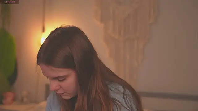 Lu  Lane online show from 10/17/25, 08:17