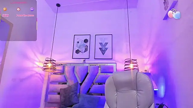 Ambar Cullen online show from 10/17/25, 08:55