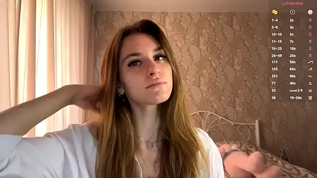 Snapshot of miainheat chatting on 09/21/25, 08:05 miainheat online show from 09/21/25, 08:05