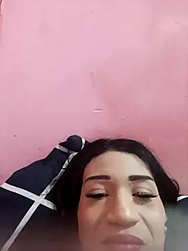 Snapshot of Kellye_hotTs chatting on 10/24/25, 05:15 Kellye hotTs online show from 10/24/25, 05:15