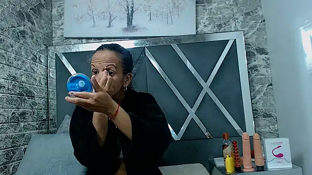 Snapshot of YanetRose chatting on 09/09/25, 03:17 YanetRose online show from 09/09/25, 03:17